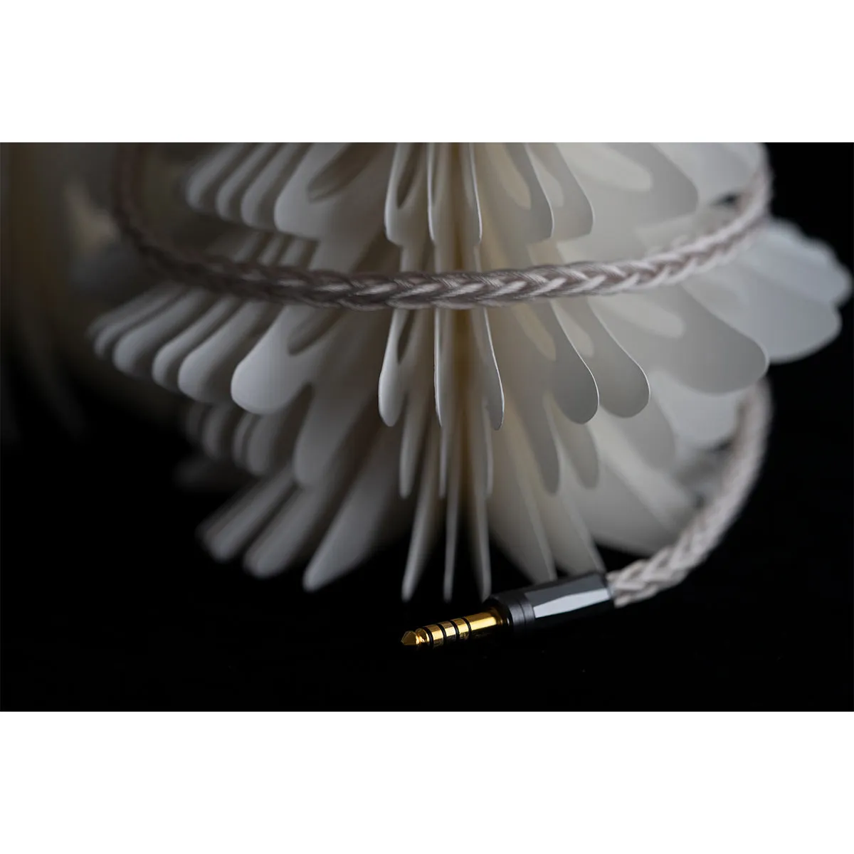 Effect Audio Cadmus 8W Limited Edition Surprise Gift Box In-Ear Headphone Cable with Chamber Carrying Case